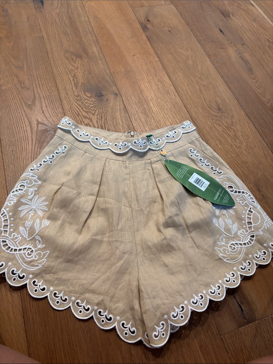 FARM Rio Pants - FARM Rio Beige High-Waist Embroidered Scallop Hem Shorts